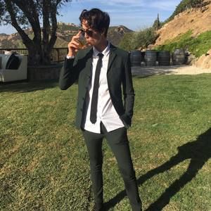 Meet your Posher, Sam